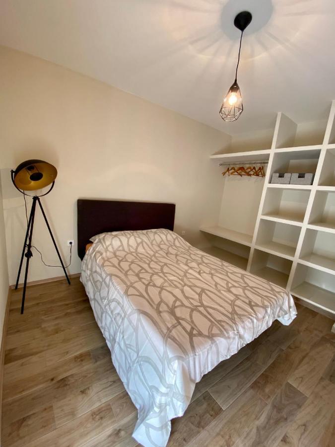 Apartman With Balcony And Free Parking *
